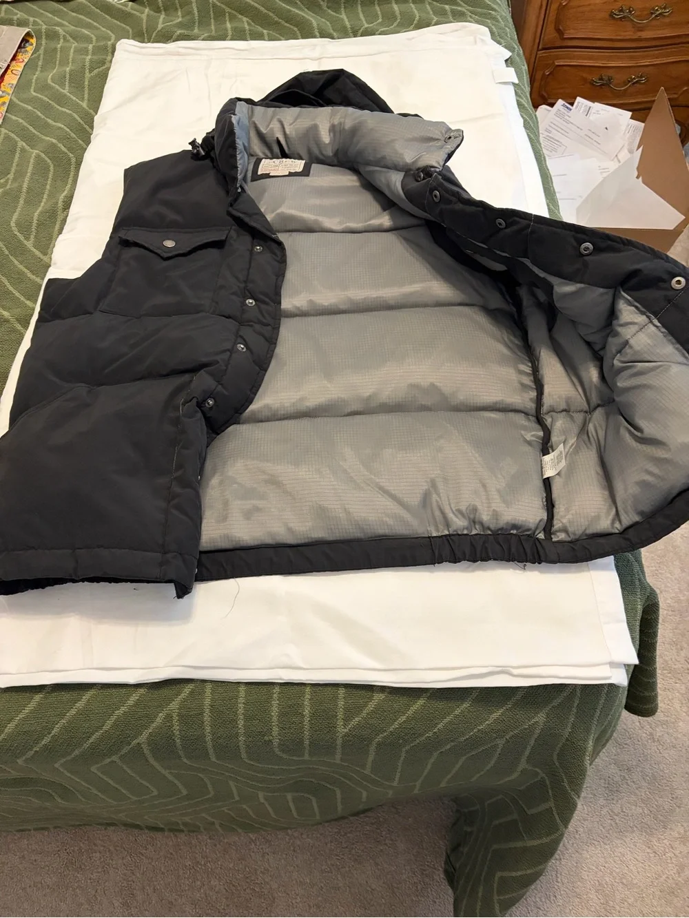 Vintage J.Crew Expedition Down Puffer Vest w/ Hidden Hood - Men’s M